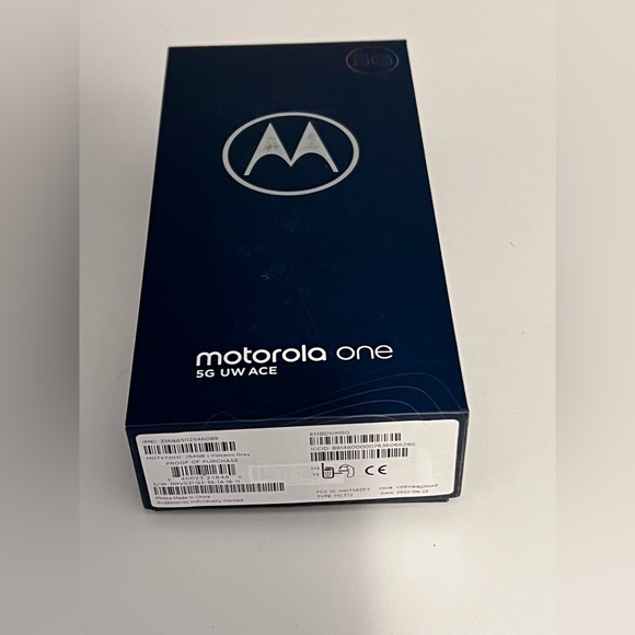 Motorola One 5G UW cell phone Brand New UNLOCK - Picture 4 of 5